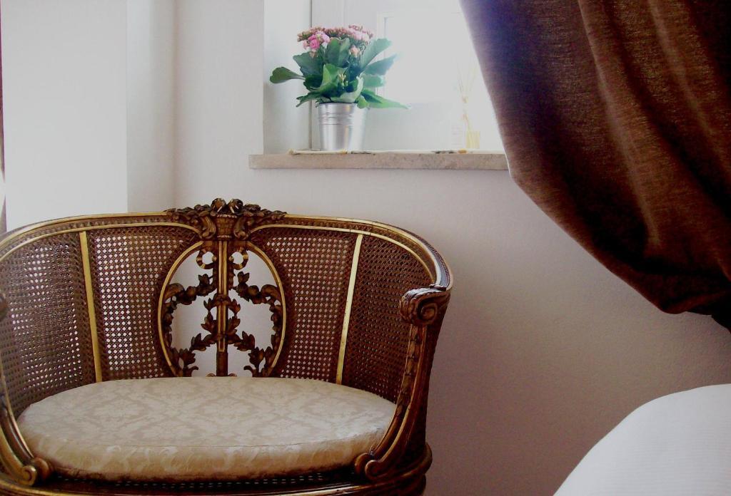 Bed And Breakfast Aloisio Сан-Грегорио-ди-Катания Номер фото